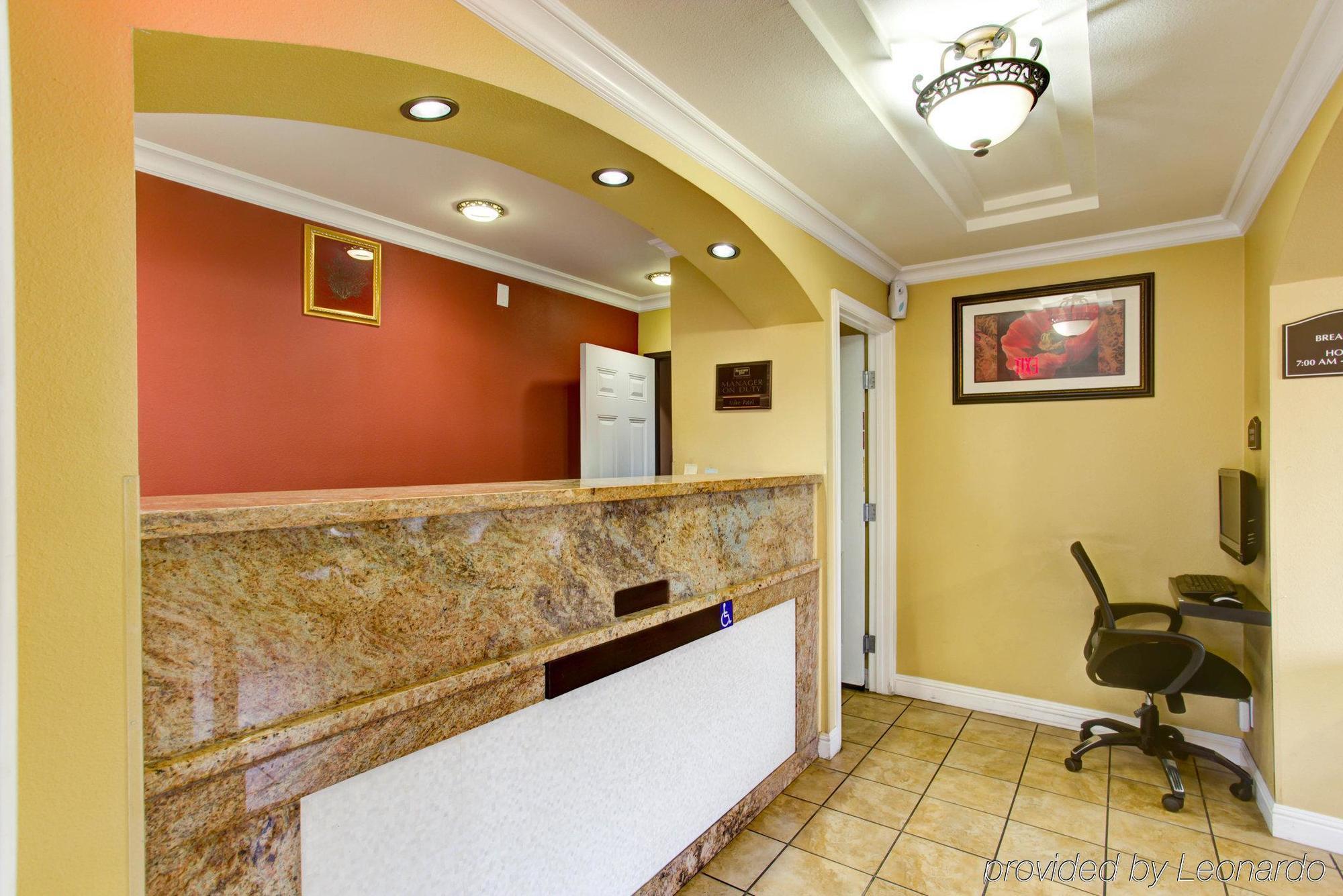 אוקלנד Rodeway Inn & Suites Near The Coliseum & Arena מראה חיצוני תמונה