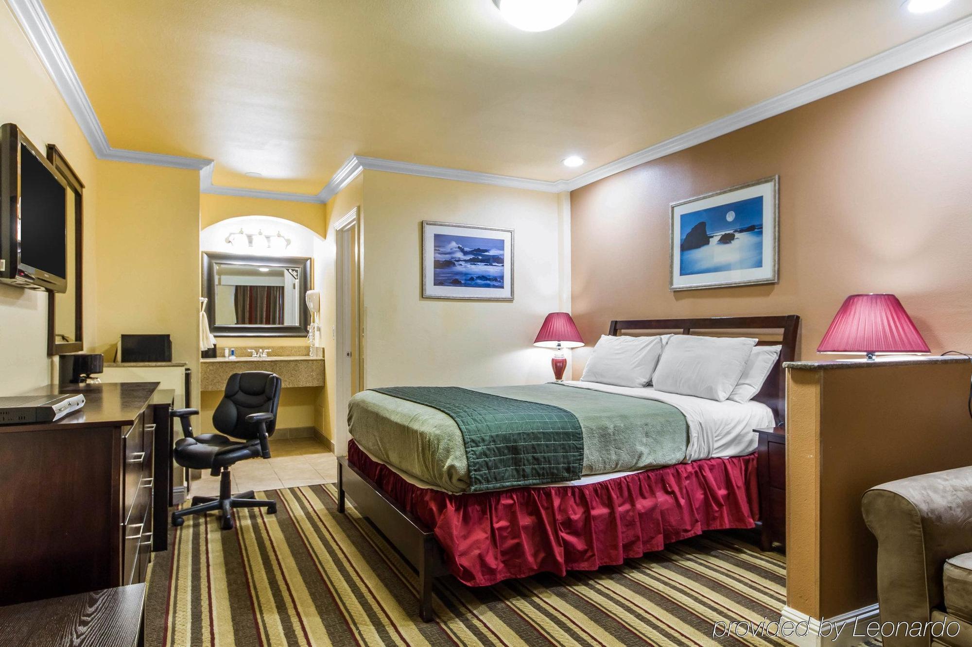 אוקלנד Rodeway Inn & Suites Near The Coliseum & Arena מראה חיצוני תמונה