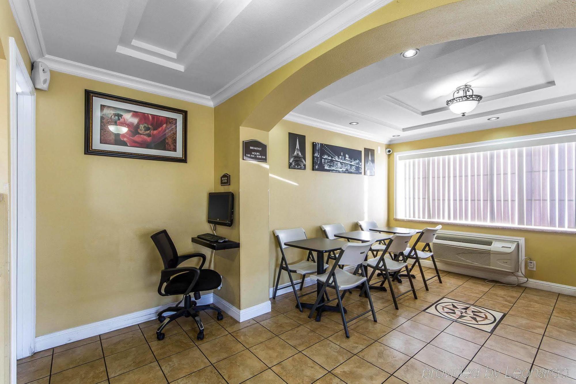 אוקלנד Rodeway Inn & Suites Near The Coliseum & Arena מראה חיצוני תמונה