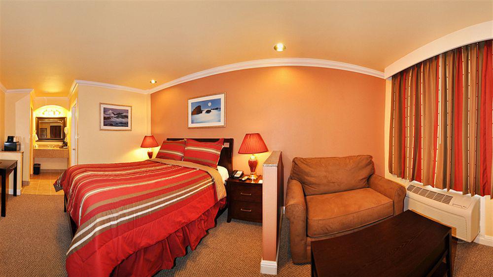 אוקלנד Rodeway Inn & Suites Near The Coliseum & Arena מראה חיצוני תמונה